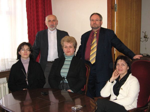 Осетинская переводческая группа, 2009 г. Семинар во Владикавказе.jpg Осетинская переводческая группа, 2009 г. Семинар во Владикавказе.jpg