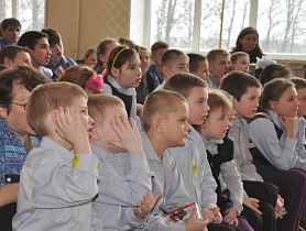 Нести радость туда, где она не бывает лишней